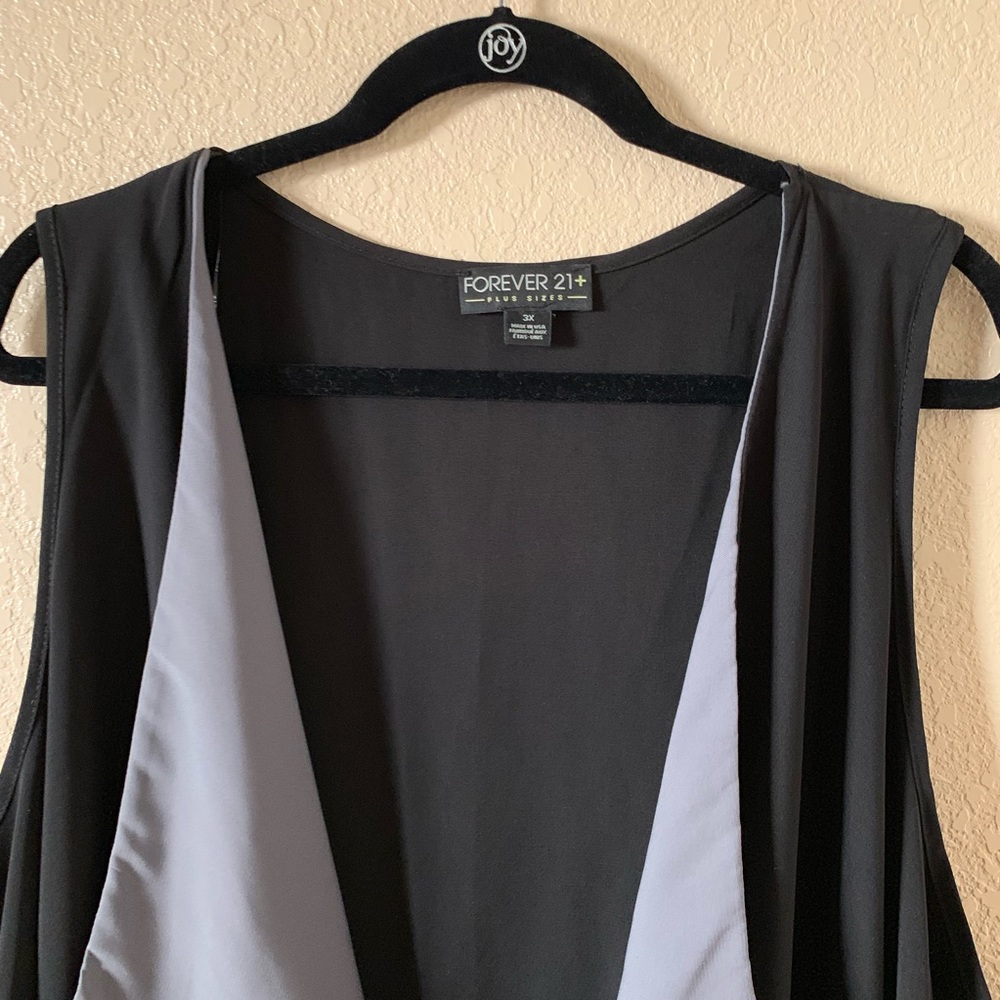 Forever 21 - Open Vest in Black